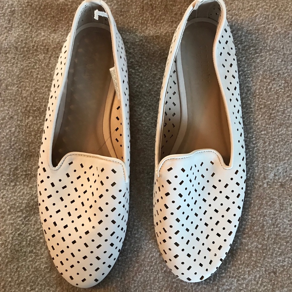 Cream flats